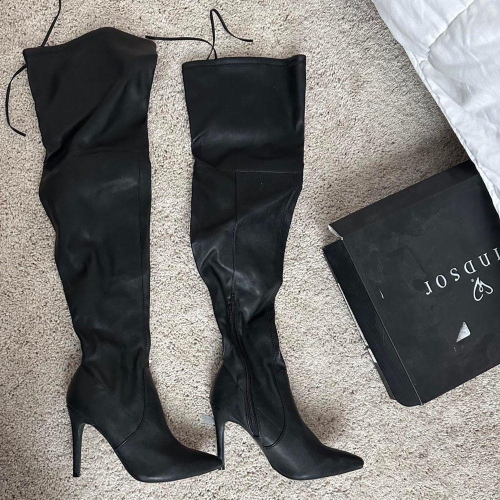 New! Black boots